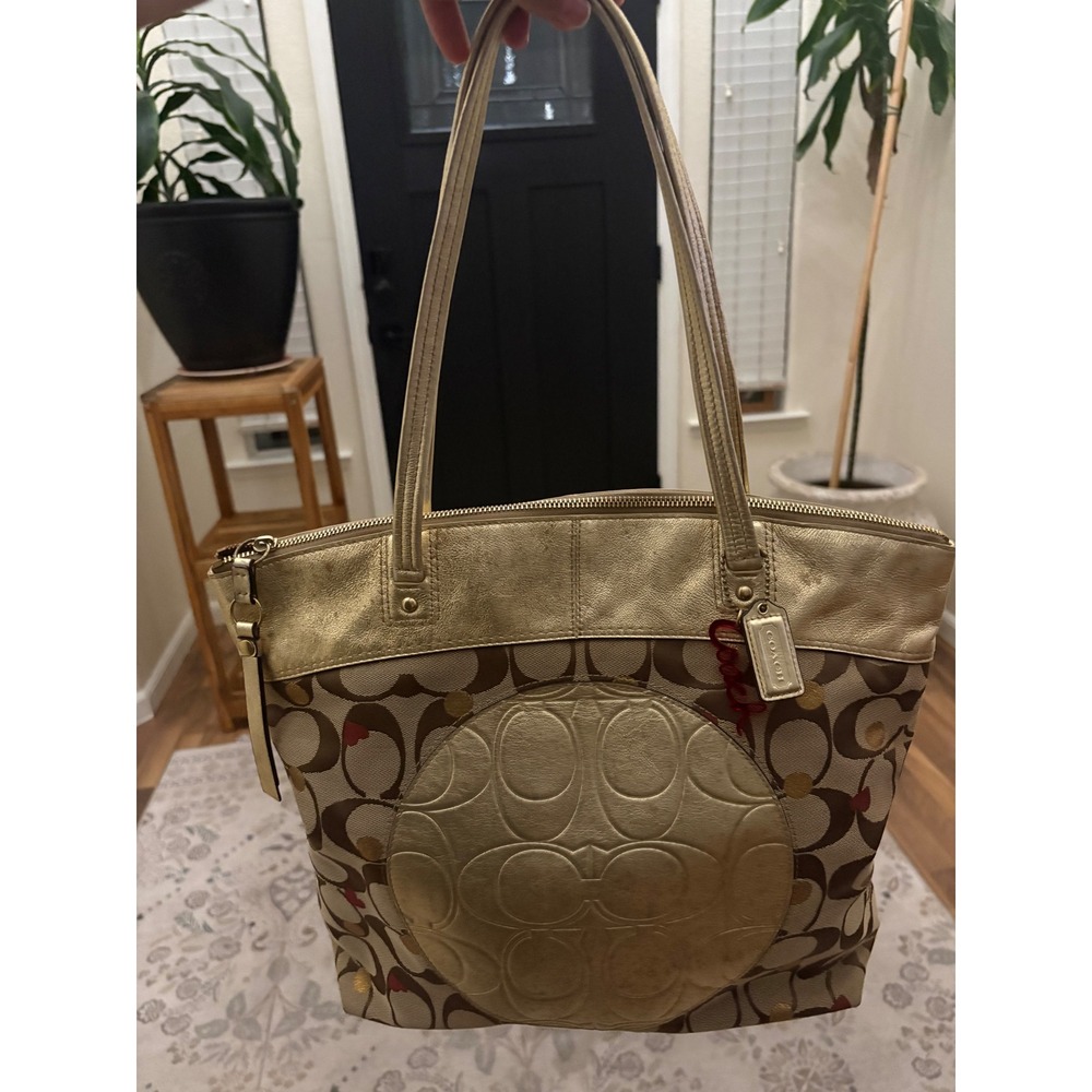 Coach Signature Hearts Tote Gold Leather Trim Red Interior Shoulder Bag - Picture 2 of 9